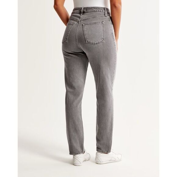 Abercrombie & Fitch Curve Love High Rise Mom Jean Gray Size 2/26 - Picture 8 of 8